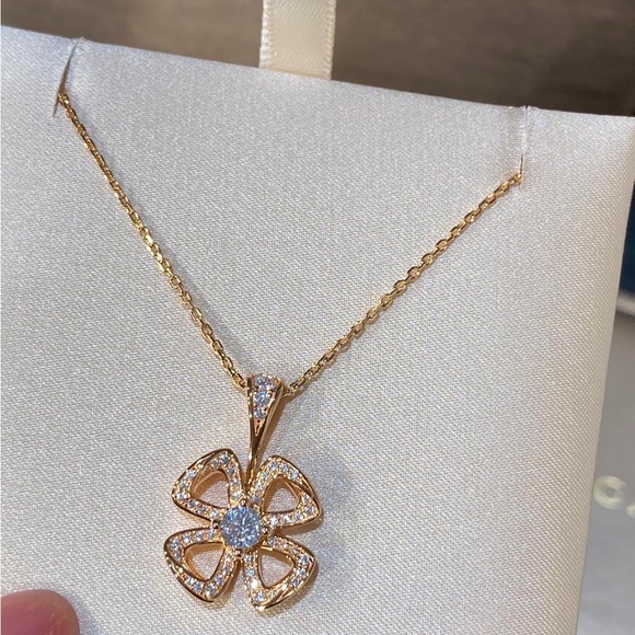 Bulgari Rose Gold Clover Necklace - Picture 4 of 8